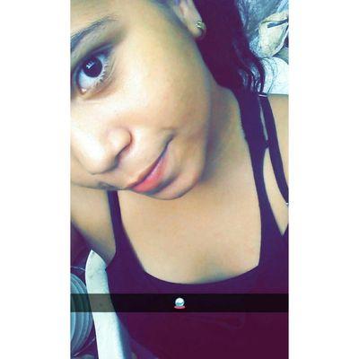 Altc13's profile picture. que hace un ángel como tu en un infierno como el mio entregándole su amor al mas pobre de los diablos...
#13
JP'L&A'T