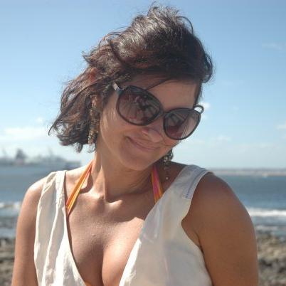 RosaneLuzBuk's profile picture. 