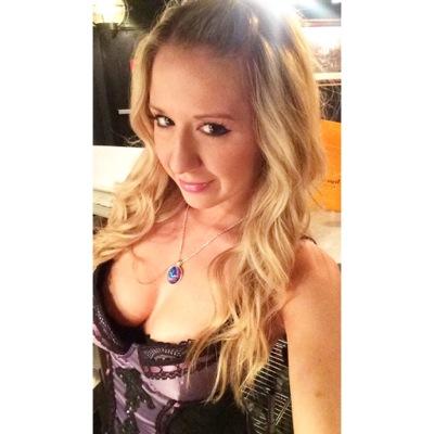 NatashaMariema's profile picture. 