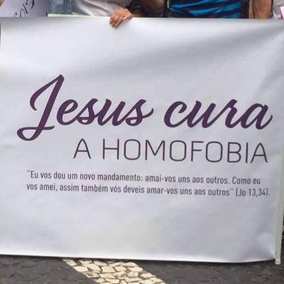 não é preciso ser, para lutar contra ela, homofobia não !