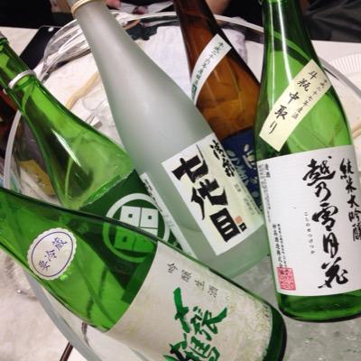 新潟大学経済学部長谷川ゼミです。若者の日本酒離れについてやっています！