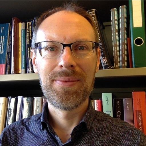 Professor of Industrial Organization at UCLouvain, specialized in the economics of digitization (blog: https://t.co/LCLOI19561)