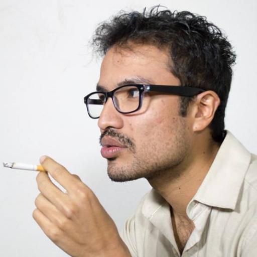 No recuerdo cuándo ni cómo nací, pero recuerdo que cuando nací ya hacía historias.