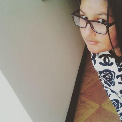 No es la aparencia, es la esencia, No es el dinero, es la educación. Hobby cocinar y jugar fútbol instagram @nurylop129