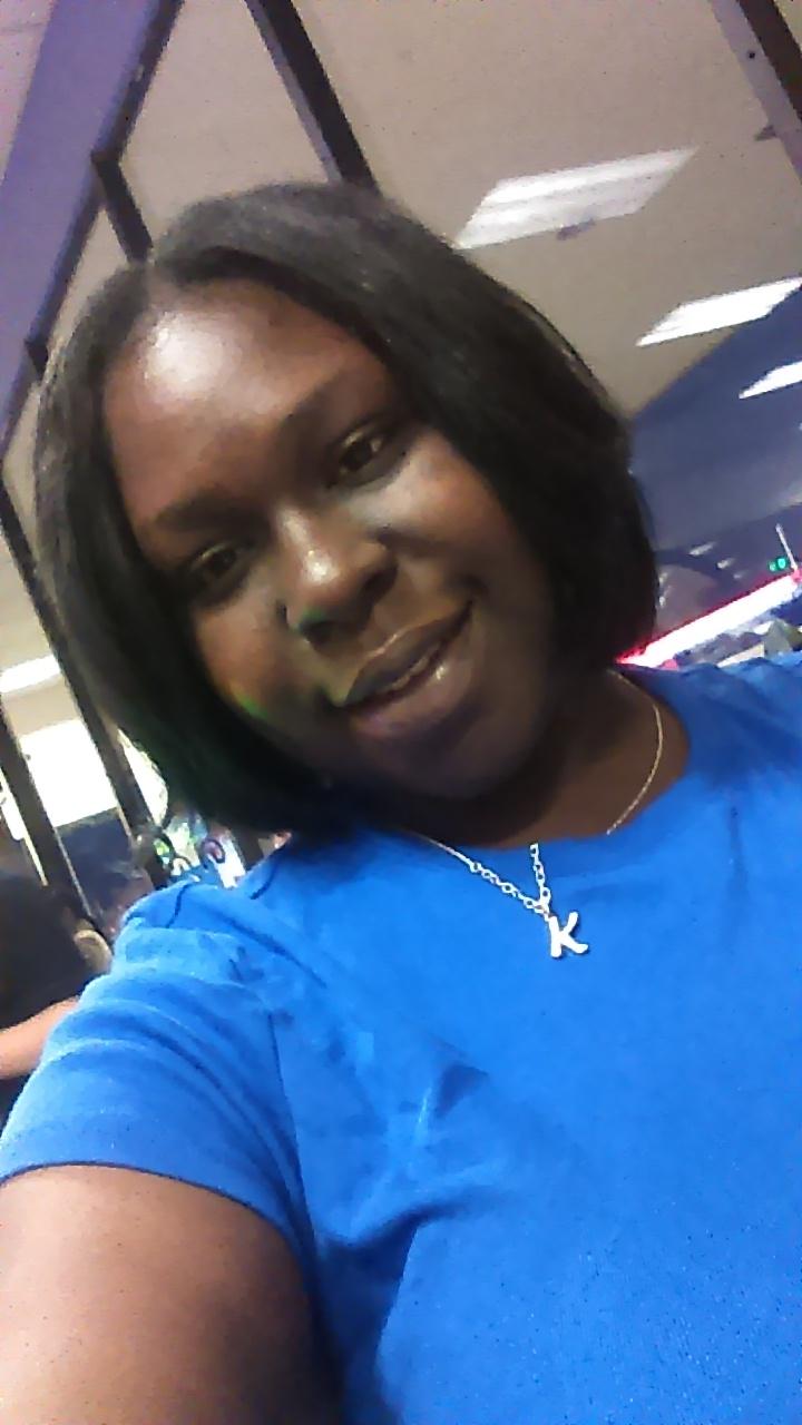 Lil Travis & King Mom #teamSagittarius ♐ #CollegeGirl 22 #livingLIFE LovingMySONS