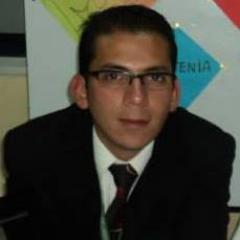 Mi gratitud, principalmente esta dirigida al Dios Todopoderoso por haberme dado la existencia y permitido llegar al final de nuestra larga carrera y vocacion