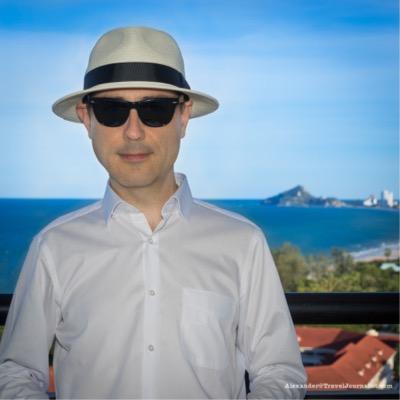 I am Alexander, journalist and photographer.
Alexander@TravelJournalist.com