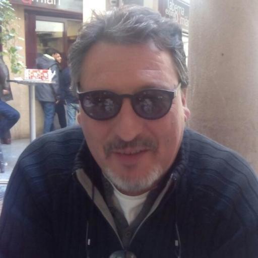 Jarsaac01's profile picture. Bombero y activista, en ratos libres diseñador gráfico.