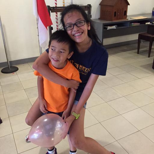 _heartorangutan's profile picture. going to bed with a smile on my face, a song in my head, and a prayer in my heart. ✨