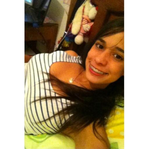 17.VENEZOLANA Y VINOTINTO. Medicina #udoanz♥ Amante de los deportes.