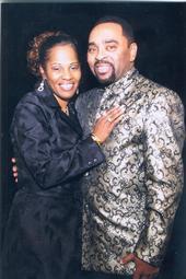 JOIN PROPHET JOHNSON!
Saturday Night Live Prophetic Gathering 2010!
7:00pm Central time
Free Conference Call 218-339-4600
Access Code: 1002494 #