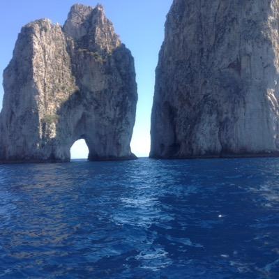 hugoiniguez46's profile picture. 