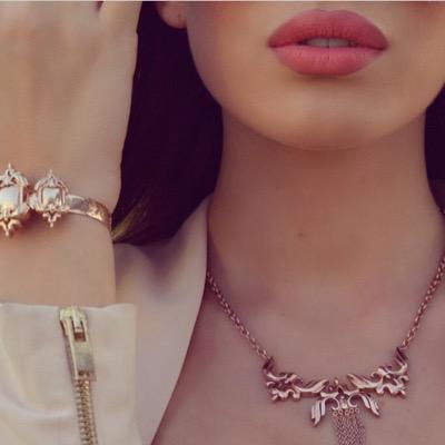 AnaKenaz's profile picture. 