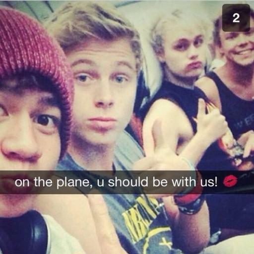 5sos_CalumHoood's profile picture. 