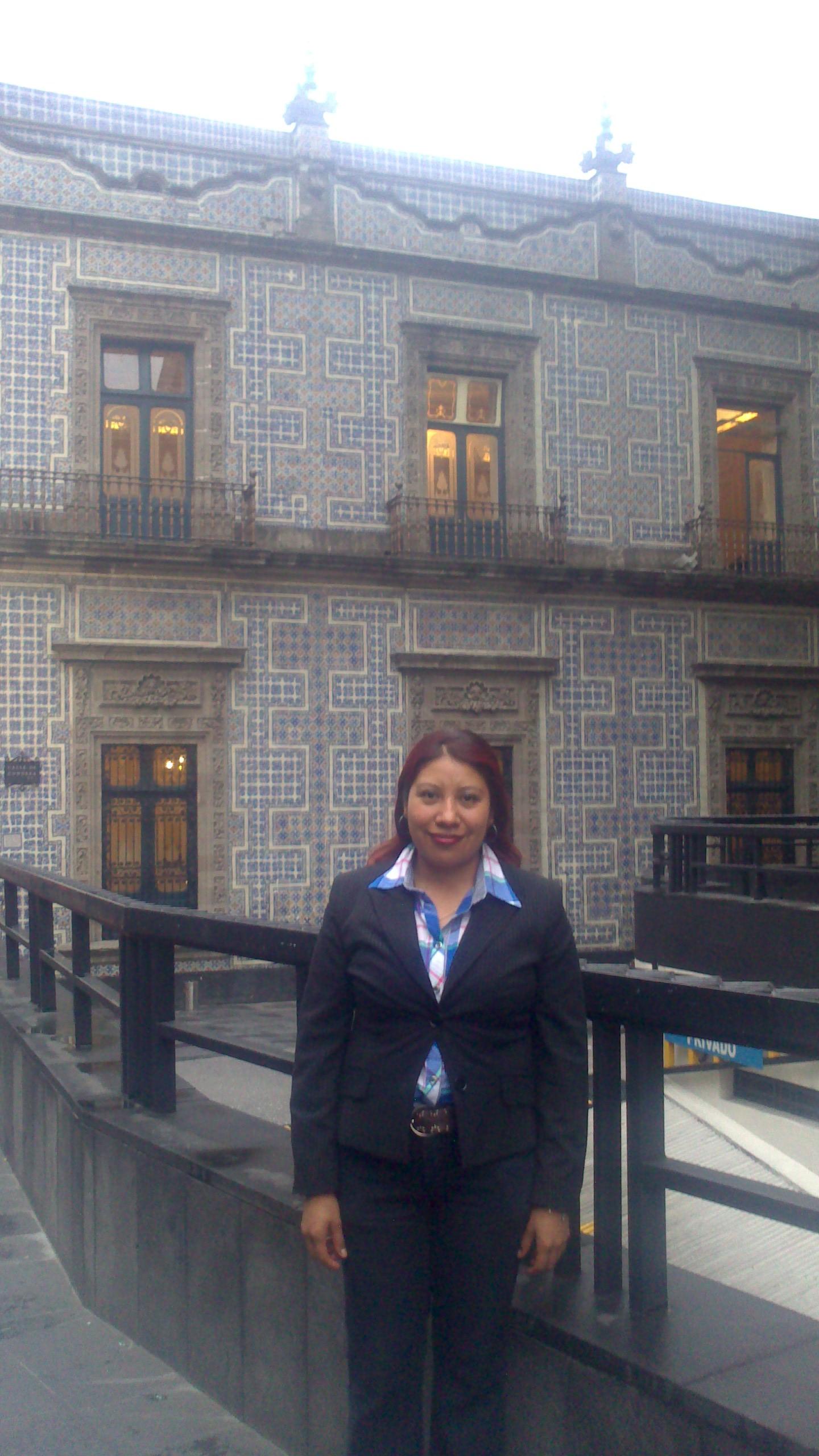 barriosraq's profile picture. 