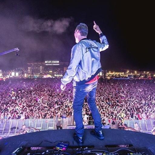 記事更新日 7/2 このアカウントをフォローすれば最新EDM事情が丸わかり!海外のLIVE映像に感動しちゃってください! さらに超最新曲も紹介します!
#afrojack#alesso#axwellingrosso#skrillex