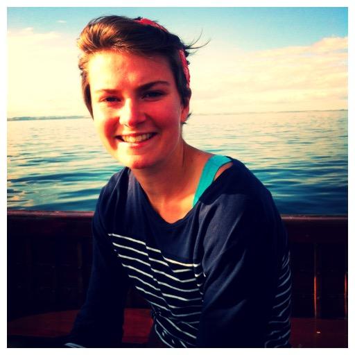 EmilyDudgeon's profile picture. Runner, Reader, Junior Doc- ST3 paeds| Interested in gen paeds, endocrine, RED-S, eating disorders| If you're going to be anything, be in the moment| She/her