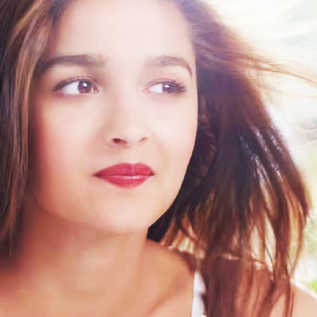 I want to capture every precious moments of @aliaa08  Admin : Aparna, Ishita♥