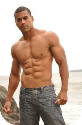 armaneooo's profile picture. 