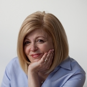 Director of Marketing & Communications @Spertus, blogs about books