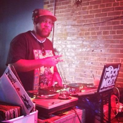 https://t.co/h6XUCqTYRf for: *Live Recordings/ Mixes *Booking your next event. * Event Calendar * Email list