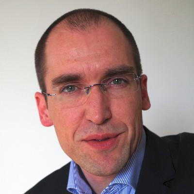 Software Enigneer, Consultant, Trainer, the head behind Aeonium Software Systems