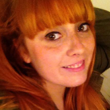 estherescar's profile picture.