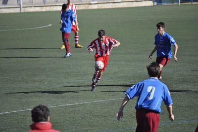 ♒ .Amante del futbol,sevillano y sevillista.Enamorado de mi pequeña 15♡