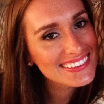 Strategic Communications and PR Pro @Comm_Creative... New England girl. Passionate about anything that brings happiness.