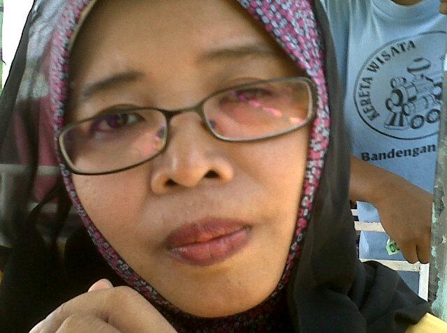 RahmahSuli's profile picture. 