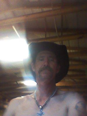JbJoebrunson's profile picture. hi Joe looking someone to talk single not married. divorced. looking for some special. work construction and boat yards.
