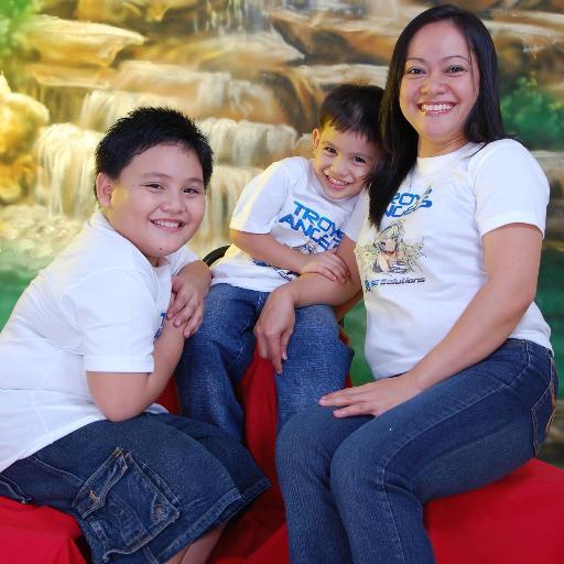 single hardworking mom of two adorable beautiful angels that completes me