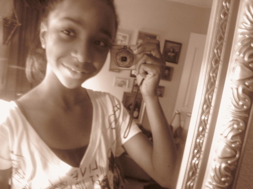 LexilicousSugar's profile picture. Hi yo, I just got a twitter and it seemed fun so... yeah!! :)