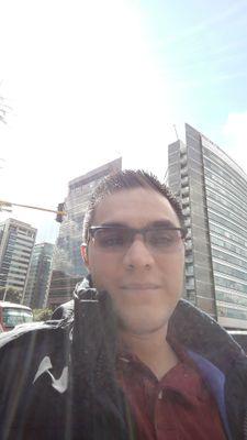 Estudiante Ingeniería TIC, medio geek, lector apasionado, sabinero, deportista...!