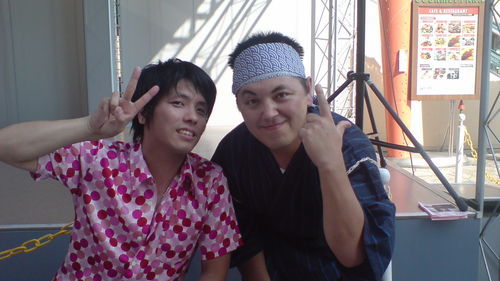 在日スラブ系華人と元同級生から…言葉は紀州人(笑)…。ブッチ～と呼ばれてます✨旧優＠銭湯。伴侶からはベイマックス扱☺️声は喪黒福造似(笑)未来人財との日々。心身を漢方中心で修理中。笹山太陽LS☀️①,井野利治ぽっぽ①,やっすん等頂戴しました✨
吉田山田,指田フミヤ,美輪明宏(敬称略),舞台・寄席等ハマリ中