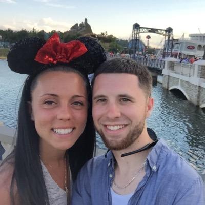 Tom and Jerry sports show radio host, Sports writer and editor for @Overtime ✭#CowboysNation✭ #YankeesNation #LakersNation #IslesNation Nicole Conklin 3/14/14❤️