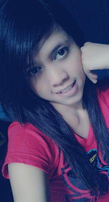 CcgirlR's profile picture. 