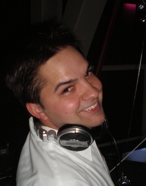 ImChrisReed's profile picture. Feel the Music, it does a body good!!!!