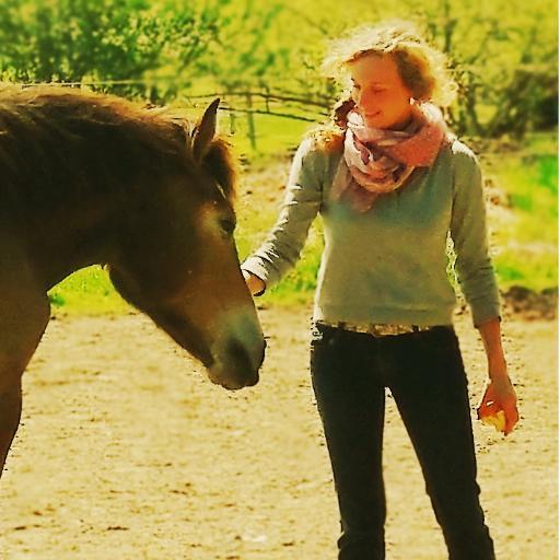 logorrhee_FR's profile picture. Animatrice #nature || Future productrice de plantes médicinales || Chieuse professionnelle depuis 1991.