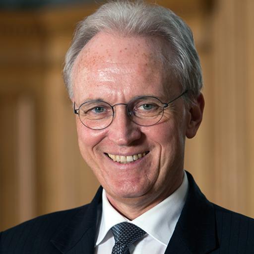 Direktor des Schweizerischen Gewerbeverbandes @gewerbeverband und Vorstandsmitglied im Hauseigentümerverband des Kantons Zürich