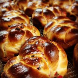 Fresh, real, artisan bread for the people of Oxton