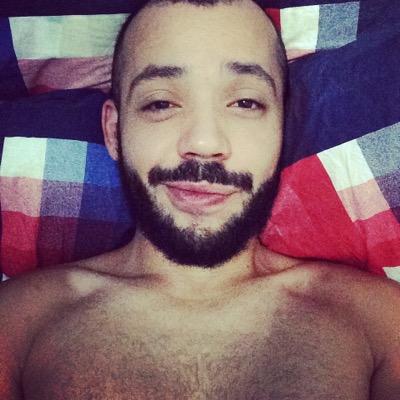 Rodrigo_Forta's profile picture. Profissional de marketing, aprendiz, nerd, cool, descolado, amigo, filho e irmão. Rodrigo Rocha Fortaleza. Sobrevivente.