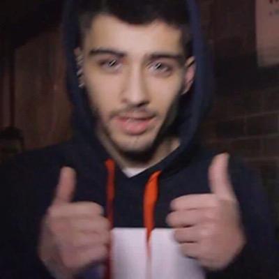 follow @itzoreos she follows back or i unf