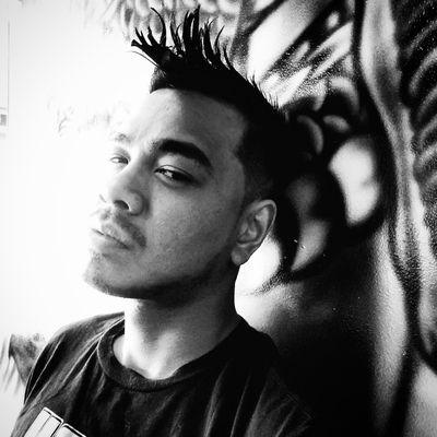 Riott978's profile picture. 🐔#PACOK #WakeupTime ⏰
#RighteouzRiott #TheRighteouzMovement #LetzTalkAboutIt