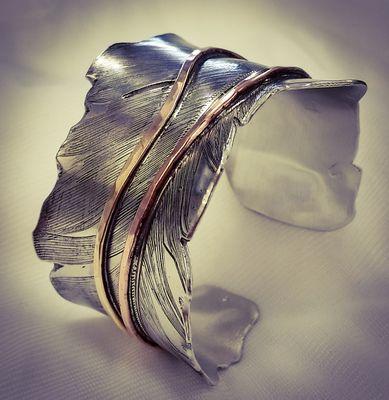 770_330's profile picture. Metalsmith in jewelry also Wall and Deck top art