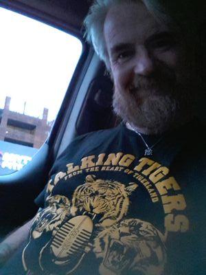 deathwish5666's profile picture. 