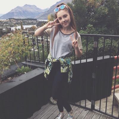 14 NZ ,YOUTUBERS, Shani Grimmond and Zoella!