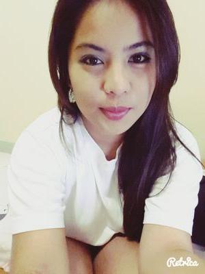 mainlypeanut's profile picture. a mother of three