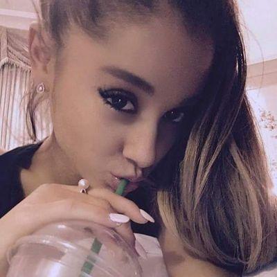 cuty_1998's profile picture. 