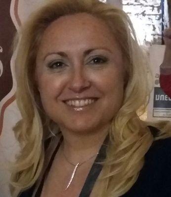 mollyarabesco's profile picture. Pasé al lado oscuro ...
De higienista dental a repostera creativa!!
Valenciana de pura cepa aunque Jaén me corre por las venas
Comunicación 2.0